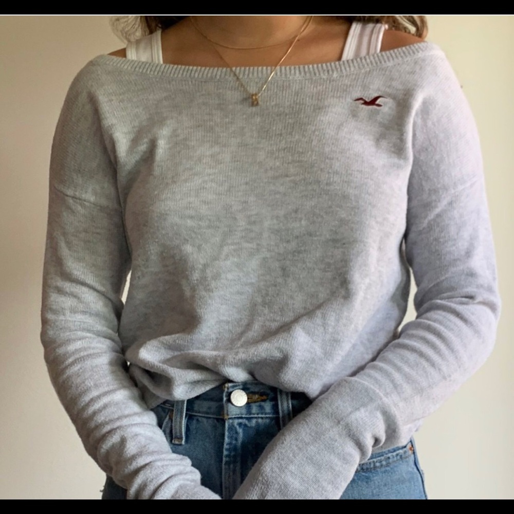 simple hollister sweater
